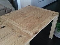 Tavolo Node in rovere massello allungabile