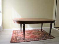 Tavolo ovale con struttura e piano d'appoggio in legno massello di Produzione Artigianale. Scontato del -63%. Offerta Outlet Mobilgross