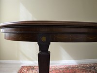 Tavolo ovale con struttura e piano d'appoggio in legno massello di Produzione Artigianale. Scontato del -63%. Offerta Outlet Mobilgross