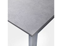 Tavolo Twelve La Seggiola Scontato del 35 %