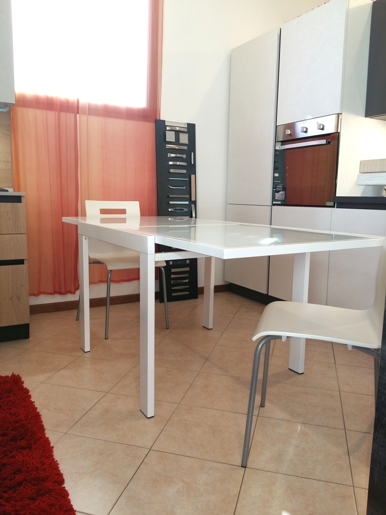 Zamagna tavolo quadrato in vetro bianco scontato tavoli a prezzi ... Tavoli quadrati design